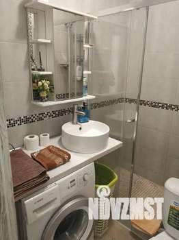 Студия квартира, посуточно, 28м2, 15/15 этаж