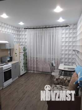 1-к квартира, посуточно, 45м2, 3/15 этаж