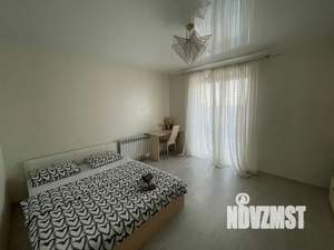 1-к квартира, посуточно, 43м2, 10/10 этаж