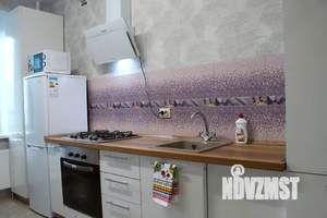 1-к квартира, посуточно, 40м2, 7/10 этаж