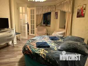 1-к квартира, посуточно, 42м2, 1/1 этаж