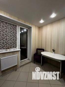 1-к квартира, посуточно, 37м2, 1/1 этаж