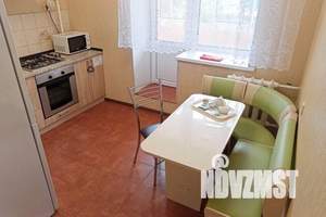 1-к квартира, посуточно, 40м2, 5/9 этаж