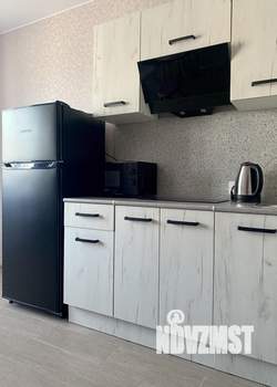 1-к квартира, посуточно, 39м2, 1/1 этаж