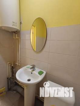 Студия квартира, посуточно, 30м2, 1/9 этаж