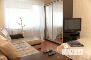 2-к квартира, посуточно, 54м2, 1/1 этаж
