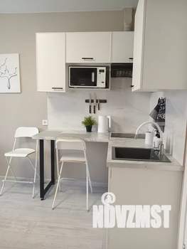 Студия квартира, посуточно, 19м2, 1/18 этаж