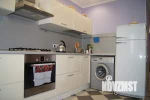 Студия квартира, посуточно, 54м2, 5/10 этаж