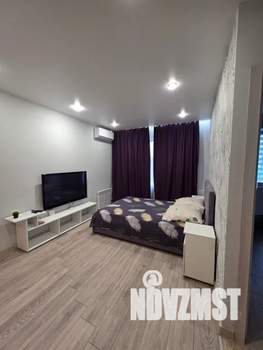 1-к квартира, посуточно, 32м2, 2/5 этаж