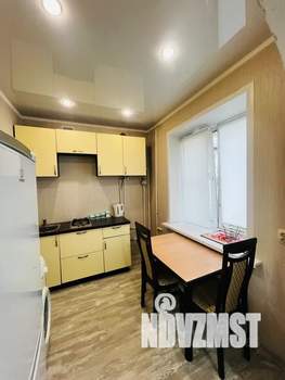 1-к квартира, посуточно, 40м2, 2/2 этаж