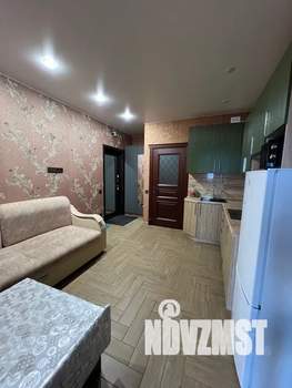 Студия квартира, посуточно, 38м2, 14/17 этаж