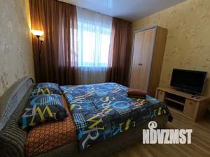 1-к квартира, посуточно, 60м2, 1/6 этаж