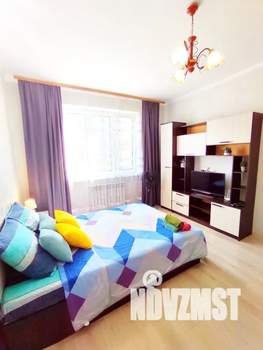 1-к квартира, посуточно, 40м2, 2/12 этаж