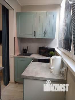 Студия квартира, посуточно, 16м2, 1/18 этаж