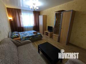 1-к квартира, посуточно, 60м2, 1/6 этаж