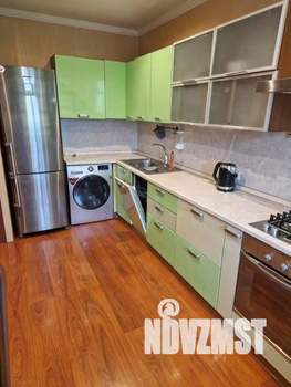 2-к квартира, посуточно, 54м2, 1/1 этаж