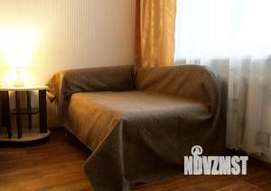 1-к квартира, посуточно, 43м2, 2/9 этаж