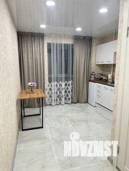 1-к квартира, посуточно, 40м2, 4/9 этаж