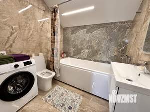 3-к квартира, посуточно, 100м2, 3/3 этаж