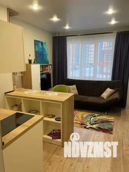 Студия квартира, посуточно, 30м2, 2/17 этаж