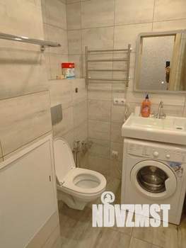 1-к квартира, посуточно, 42м2, 1/1 этаж