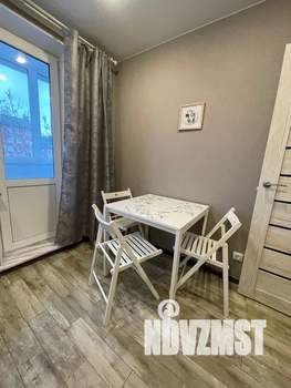 1-к квартира, посуточно, 42м2, 4/5 этаж