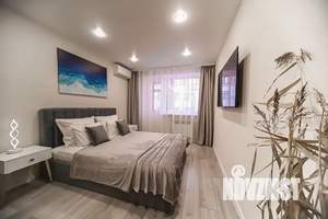2-к квартира, посуточно, 45м2, 5/5 этаж