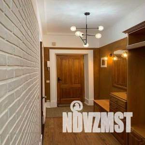 1-к квартира, посуточно, 57м2, 1/1 этаж