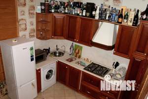 1-к квартира, посуточно, 44м2, 10/10 этаж