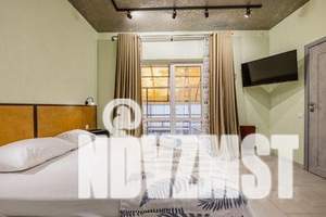 1-к квартира, посуточно, 28м2, 1/2 этаж