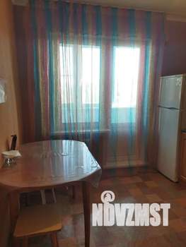 1-к квартира, посуточно, 37м2, 5/5 этаж