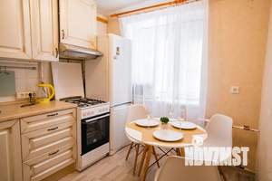 2-к квартира, посуточно, 47м2, 1/5 этаж