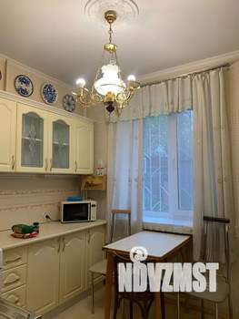 2-к квартира, посуточно, 47м2, 1/2 этаж