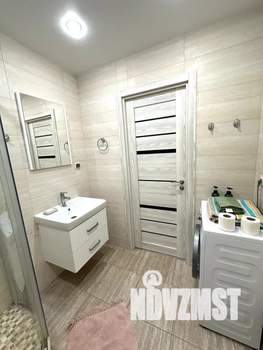 1-к квартира, посуточно, 42м2, 3/9 этаж