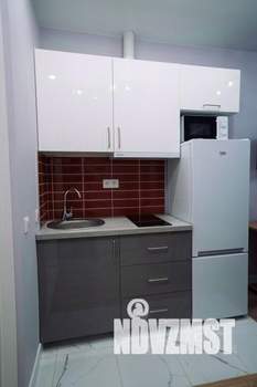 1-к квартира, посуточно, 16м2, 1/1 этаж