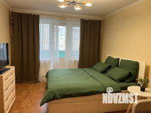 1-к квартира, посуточно, 37м2, 6/10 этаж