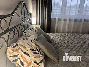 1-к квартира, посуточно, 44м2, 7/16 этаж