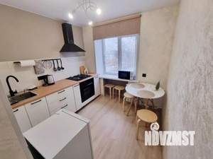 2-к квартира, посуточно, 43м2, 1/1 этаж