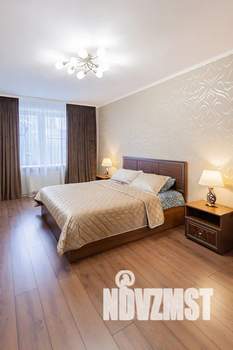 1-к квартира, посуточно, 43м2, 2/10 этаж