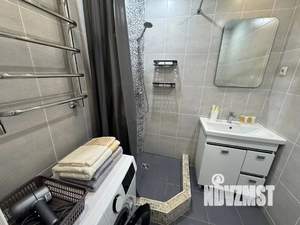 1-к квартира, посуточно, 42м2, 3/16 этаж