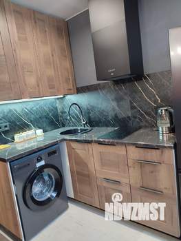 Студия квартира, посуточно, 35м2, 5/9 этаж