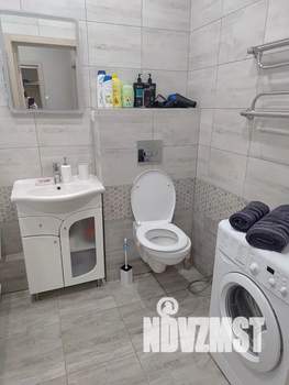 1-к квартира, посуточно, 40м2, 5/17 этаж