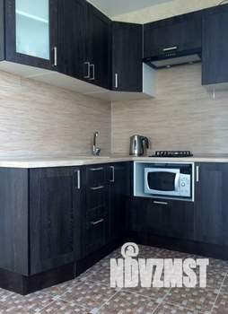 Студия квартира, посуточно, 44м2, 8/10 этаж