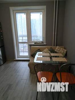 1-к квартира, посуточно, 44м2, 7/18 этаж