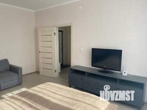 1-к квартира, посуточно, 37м2, 2/15 этаж