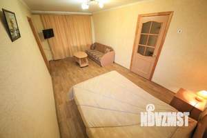 1-к квартира, посуточно, 44м2, 1/1 этаж