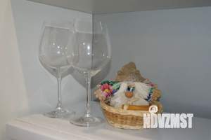 Студия квартира, посуточно, 54м2, 5/10 этаж