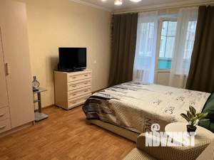 1-к квартира, посуточно, 37м2, 6/10 этаж