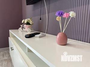 1-к квартира, посуточно, 42м2, 8/10 этаж