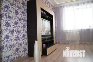 Студия квартира, посуточно, 54м2, 5/10 этаж